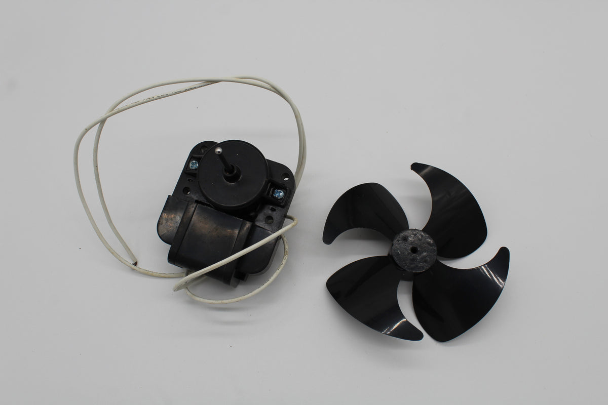 VENTILATEUR INDESIT (C00378061); WHIRLPOOL (481936170011)  Livraison Martinique Guadeloupe et Guyane